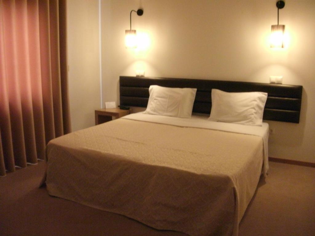 Santo Thyrso Hotel Santo Tirso Zimmer foto